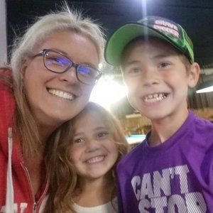 Meet your Posher, Sara